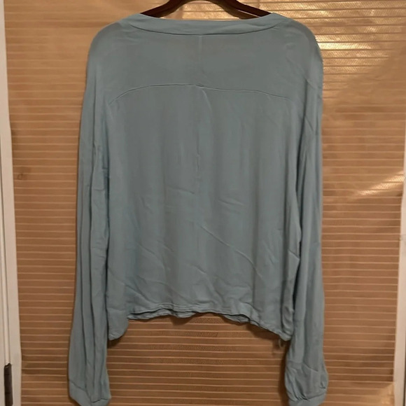 MISSLOOK~BLOUSE~BLUE~ LONG SLEEVE~ S-M - Picture 3 of 3